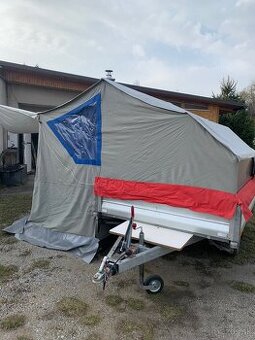 Turisticko - rybársky obytný príves brzdený