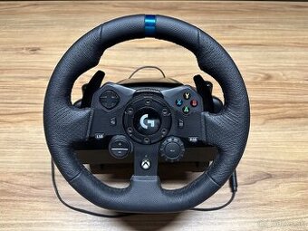 Predám volant s pedálmi Logitech G923 Driving Trueforce