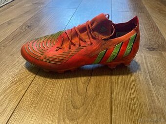 Adidas predator velkosť 40.5 1.trieda dobrom stave použivane