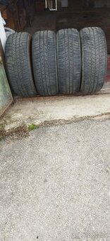 zimné pneumatiky 215/55 R17 V XL