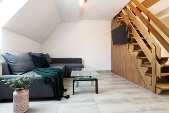 1 izbový byt v centre mesta, mezonet s parkovacím miestom