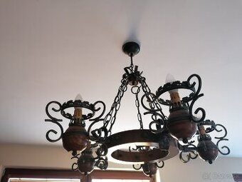 Rustikálny luster