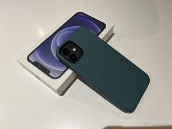 Obal na iPhone 12 zelený