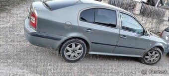 Rozpredam na náhradné diely skoda Octavia 1 1.6 75kw diely P