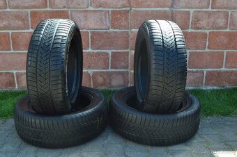 225/60 R17 Pirelli Winterb Sottozero3