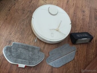 Robotický vysávač