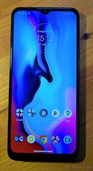 Motorola Moto E7 Plus -škrabance na displeji, plne funkčný