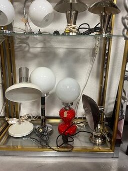 Svietidlo - lampa bielo červená