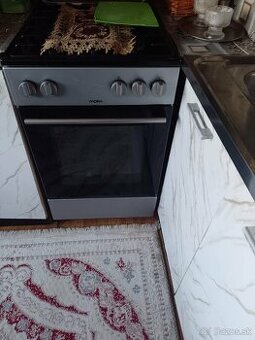 Predá Plynovy sporak zo zarokov