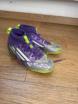 Predáme detské kopačky Adidas