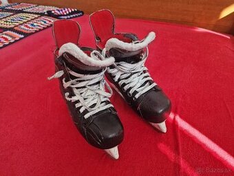 Hokejové korčule Bauer Vapor X400 – junior EU 35