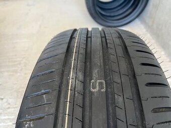 Nové letné pneumatiky 215/50 r18