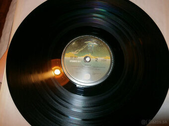 PREDAJ VINYLOVYCH PLATNI