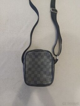Louis vuitton kapsička - 1