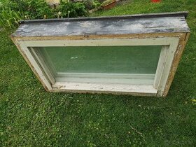 Okno 118x69x18 cm