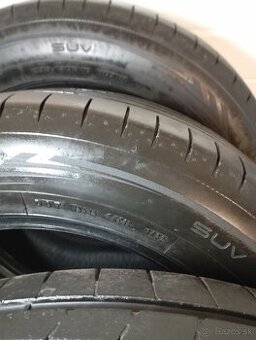 Predám letné pneumatiky Dunlop 235/60 R18 - 1