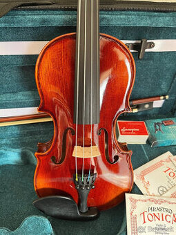 Predám detské nové husle, 1/4 husle model Stradivari Paganin