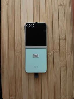 Samsung Galaxy Z Flip 6