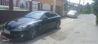 Lexus is 220d