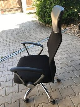 Predám kacelarske kreslo