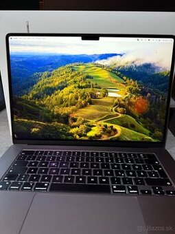 MacBook Air 15″ M2, 8GB/256GB