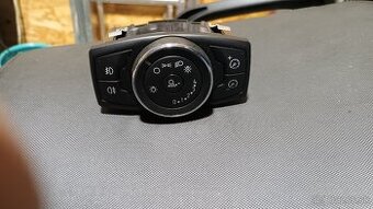 Vypínač svetiel Ford - 1