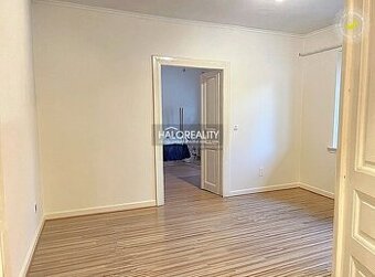 HALO reality - Predaj, päťizbový byt Lučenec, veľkometrážny