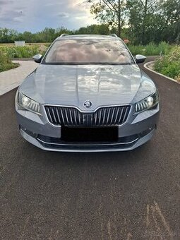 Škoda Superb Combi