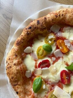 Príjmeme Pizzéra/Pizzérku