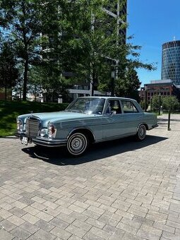 Mercedes-Benz 250S W108