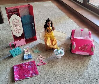 Šatník a auto pre babiku