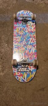 Skateboard detský
