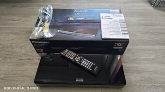 Panasonic UB900
