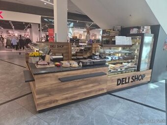 Predavačka na TPP do predajne syrov a salám DELI SHOP
