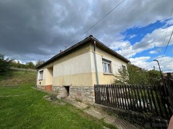 Szuhogy - 3 izbový rodinný dom