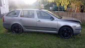 Rozpredám Škoda Octavia Combi 2.0 103kw  DSG - 1