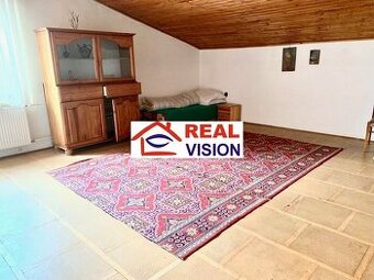 Prenájom 3 izbový byt o výmere 140 m2 v rodinnom dome v Popr