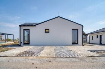 Úsporný 5-izbový bungalov A0 – Veľká Lomnica