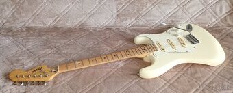 52 až 55 ročná vintage Maya Stratocaster (70. roky) - Japan
