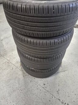 Falken 215/50r18