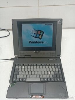 Retro notebook Twinhead Slimnote 710CV (1996) – funkčný