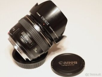 Canon EF 28mm f/1.8 USM