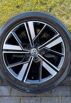 VW T6.1 Valdivia kolesa R18, pneu 255/45 Nexen celorocne