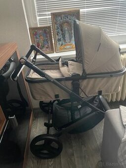 Predám nový kočík.