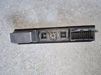 Vypínač výstražných svetiel Peugeot Boxer