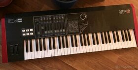 MIDI klávesy kontroler CME UF6 - 1