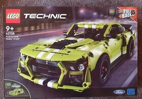 Lego Technic 42138 Ford Mustang Shelby GT500 - 1