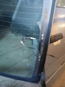autoskla skla do dveri bočne čelne zadne trojuholoniky