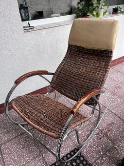 Hojdacie kreslo