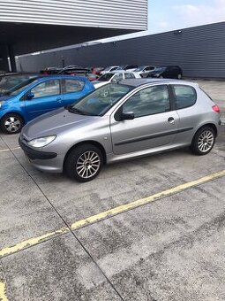Predám Peugeot 206 bez papierou